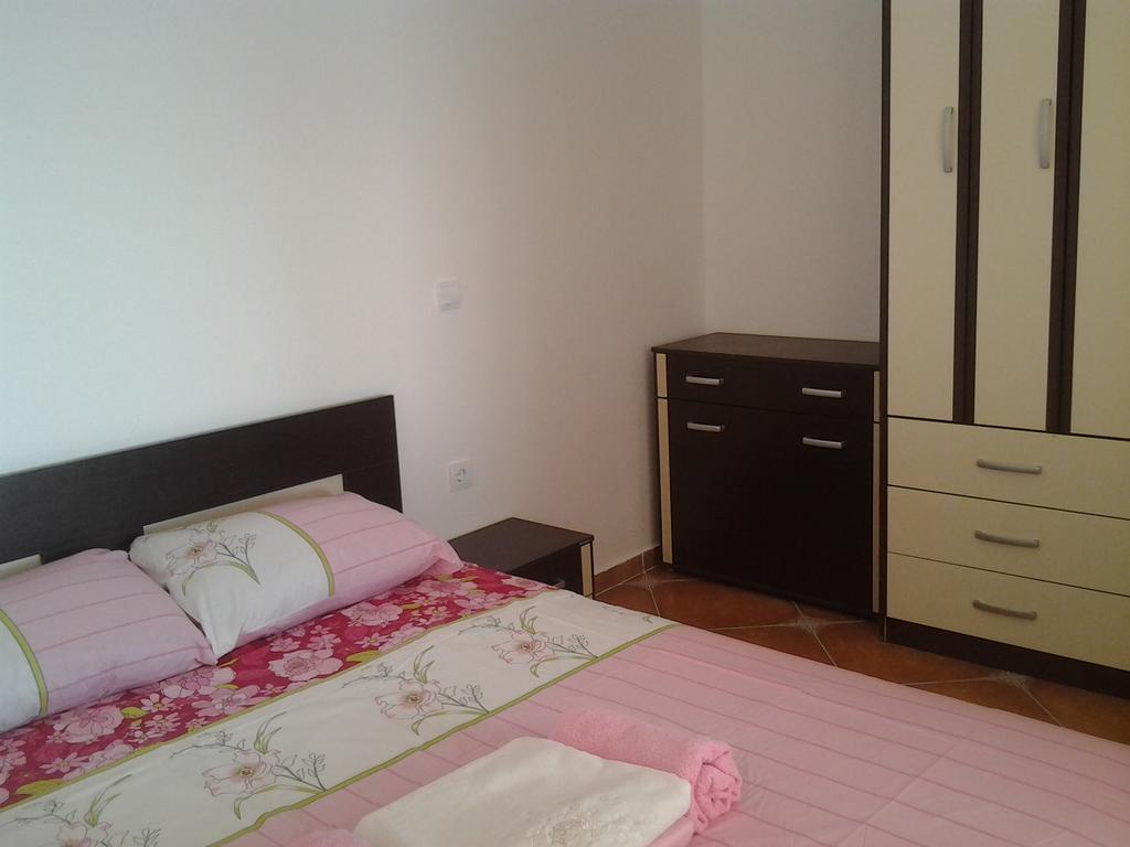 Apartment Oliva Ulcinj Extérieur photo